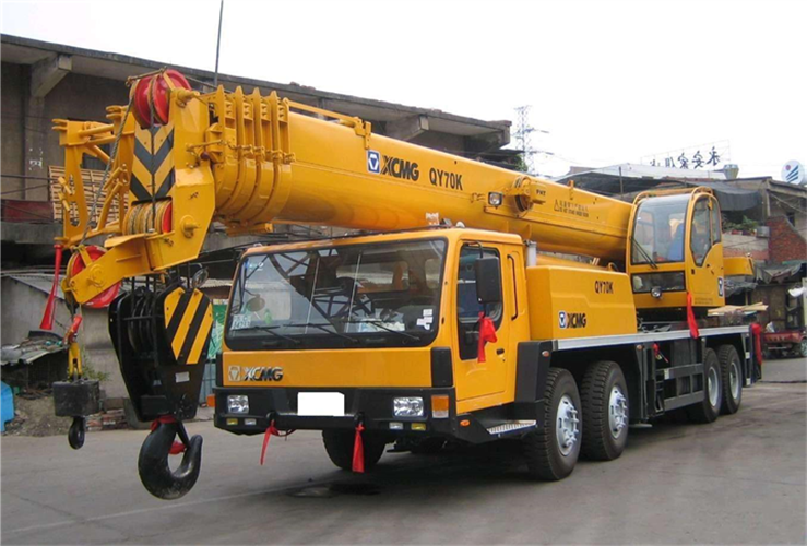 威远县吊车出租选择重点